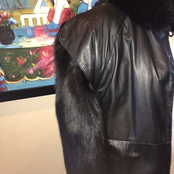 Fashionable Long Black Leather Coat with Black Fox - Picture 3 of 13